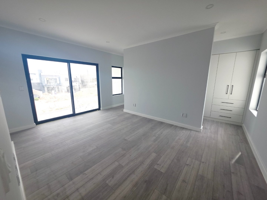 4 Bedroom Property for Sale in Sandown Western Cape